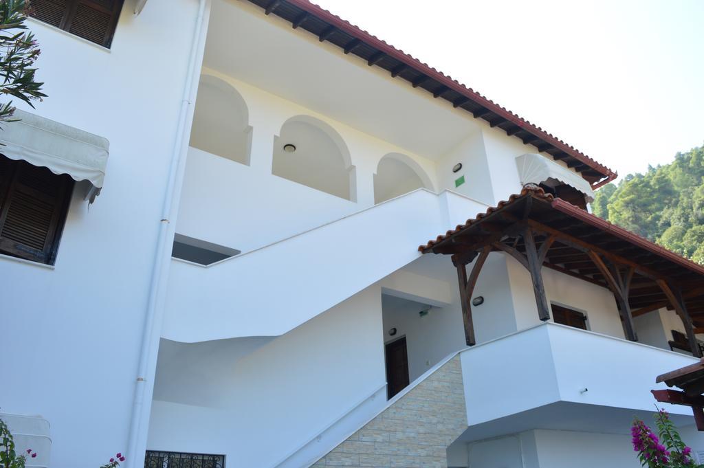 Nikos & Panagiota Apartment Vourvourou Exterior photo